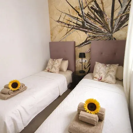 Sunny Coast Apt. 3br, 2baths, Ac & Heated Pool Torrevieja