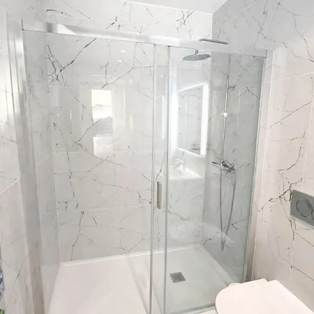 Sunny Coast Apt. 3br, 2baths, Ac & Heated Pool Torrevieja