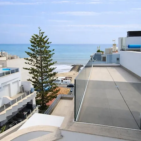 Sunny Coast Apt. 3br, 2baths, Ac & Heated Pool Lejlighed Torrevieja