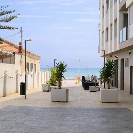 Lejlighed Sunny Coast Apt. 3br, 2baths, Ac & Heated Pool