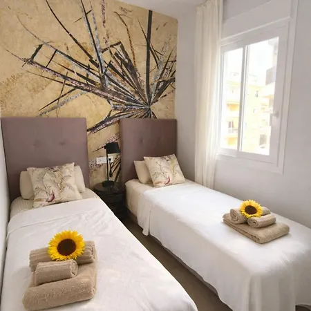 Sunny Coast Apt. 3br, 2baths, Ac & Heated Pool Lejlighed Torrevieja